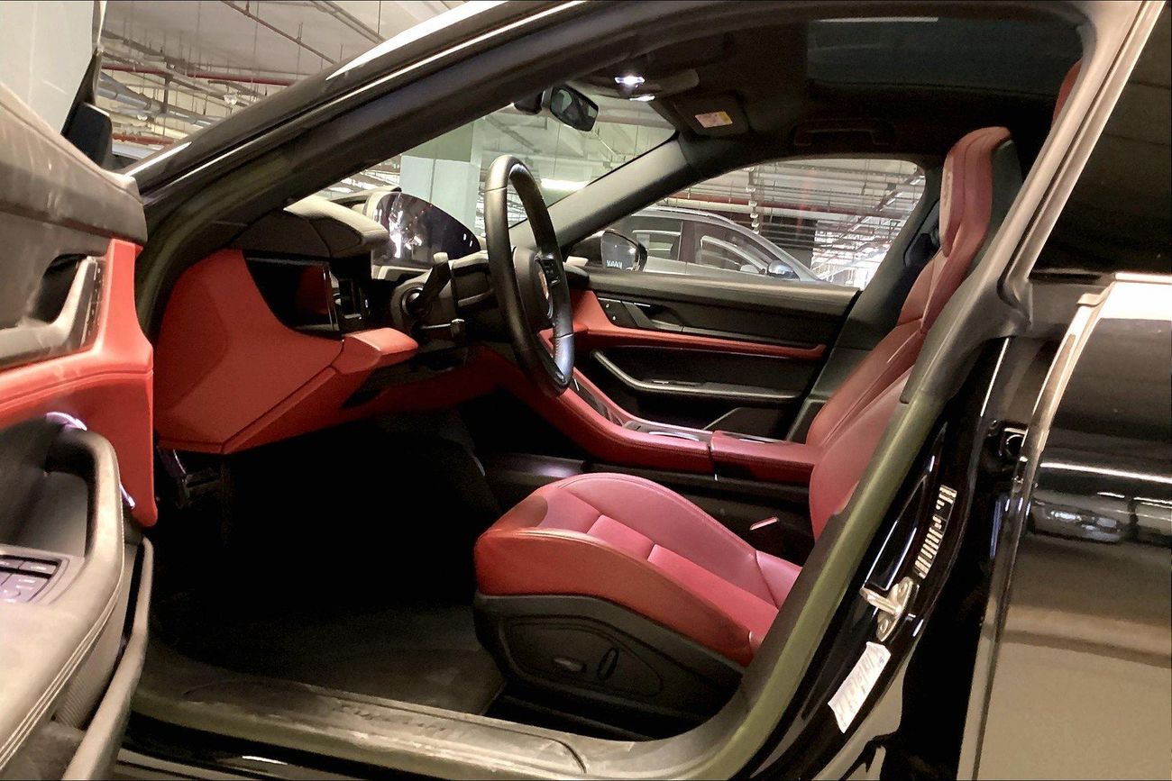 بورش تايكان Taycan | شامل الضمان | 0 ﺪﻔﻋﺓ ﺃﻮﻟﻯ