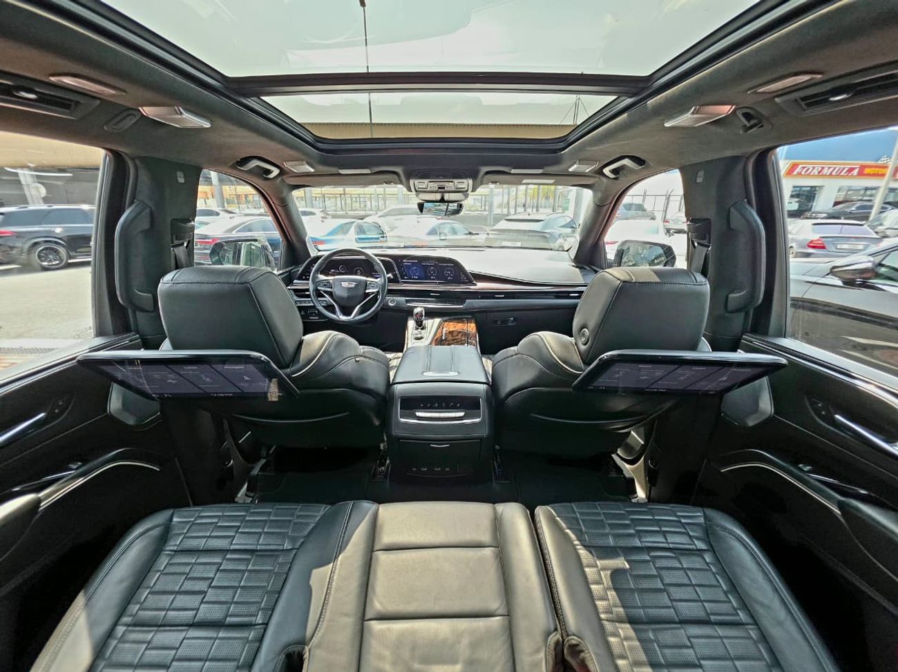 كاديلاك إسكالاد Sport Platinum 6.2L AWD