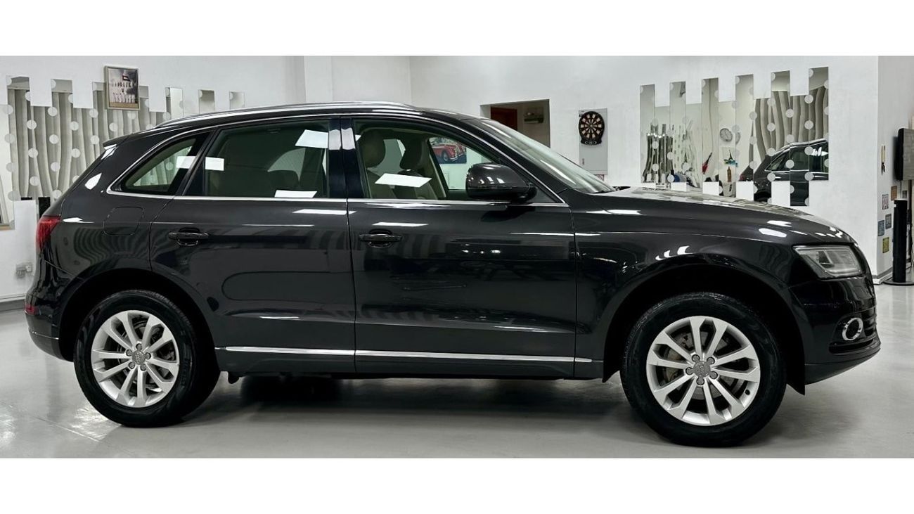 Audi Q5 Std GCC .. FSH .. Perfect Condition .. 4 Cyl