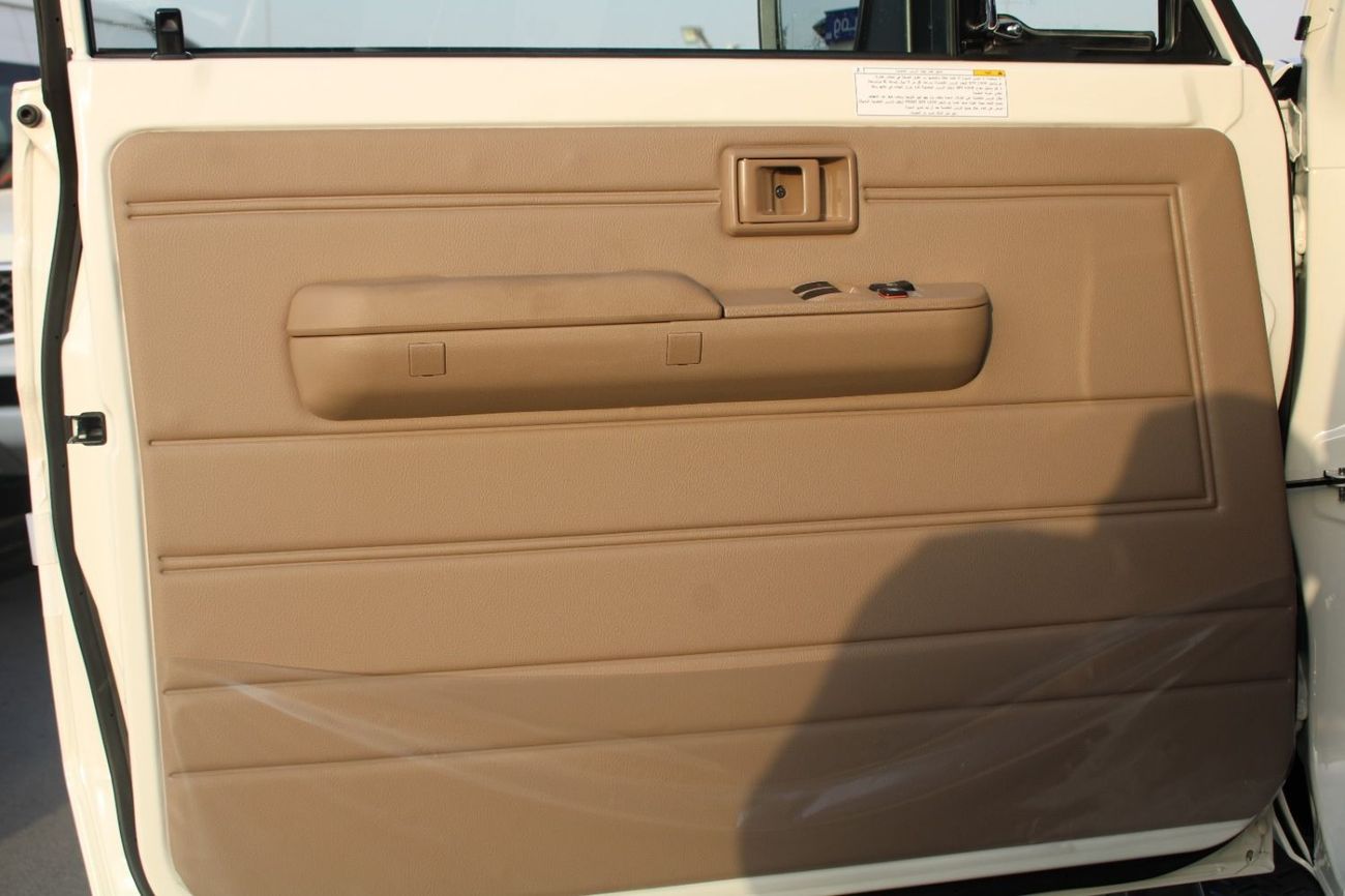 Toyota Land Cruiser Pick Up TOYOTA LANDCRUISER 79 2.8L DIESEL SINGLE CAB 4WD DL-E - AUTO