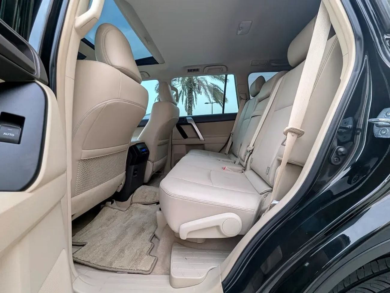 Toyota Prado TX-L Top Full Option GCC specs V6 4.0L Excellent Condition