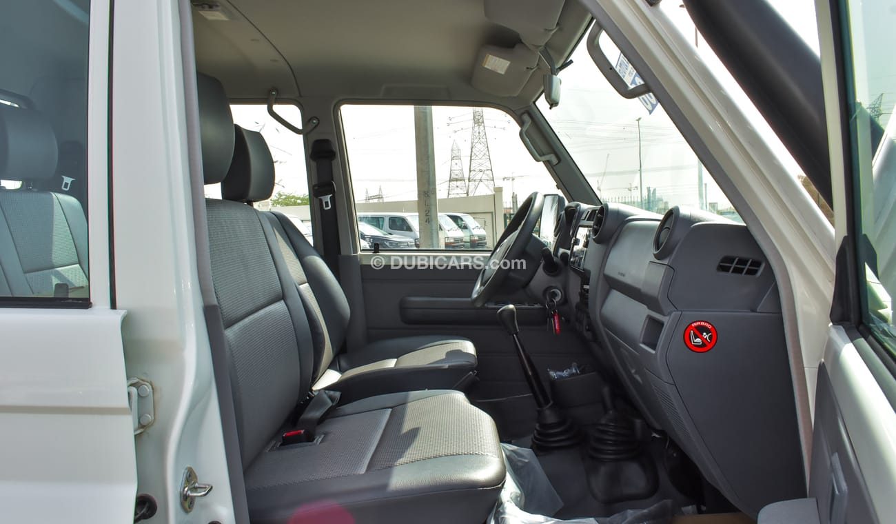 Toyota Land Cruiser Pick Up 4.2L Diesel V6 Double Cabin