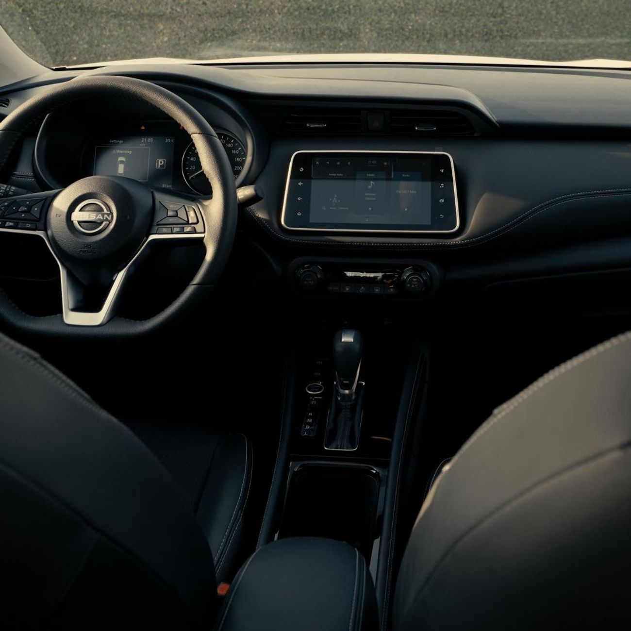 نيسان كيكس نيسان كيكس فل ابشن موديل 2023 بانوراما شاشة بصمة 360 كاميرا حساسات بلوتوث رادار شامل ضمان 5 سنوات وت