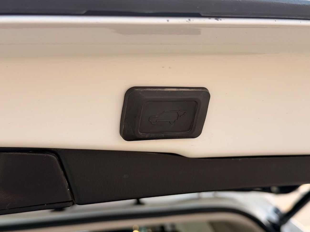 تويوتا راف ٤ LTD HEV تويوتا RAV4 ليميتد هايبرد 2023، دفع رباعي، كاميرا 360 درجة، كاملة المواصفات، مستوردة من الولايات الم