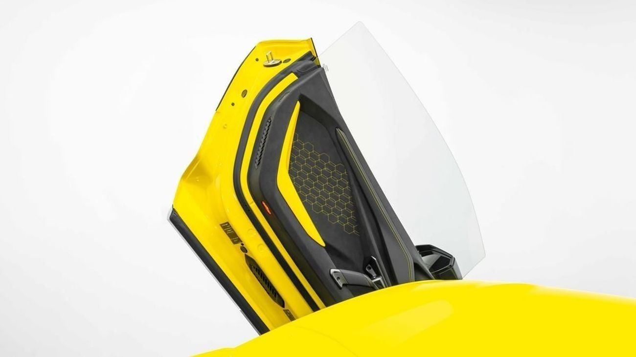 لامبورغيني ريفويلتو - 2024 - GCC Specs - Under Warranty and Service Contract