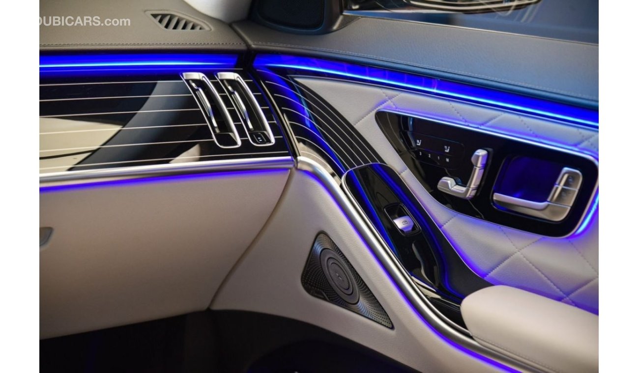 Mercedes-Benz S 500 ✔GCC Specs ✔Exclusive ✔Active Ambient Lights