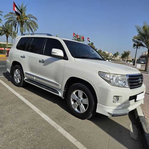Toyota Land Cruiser GXR 60th Anniversary