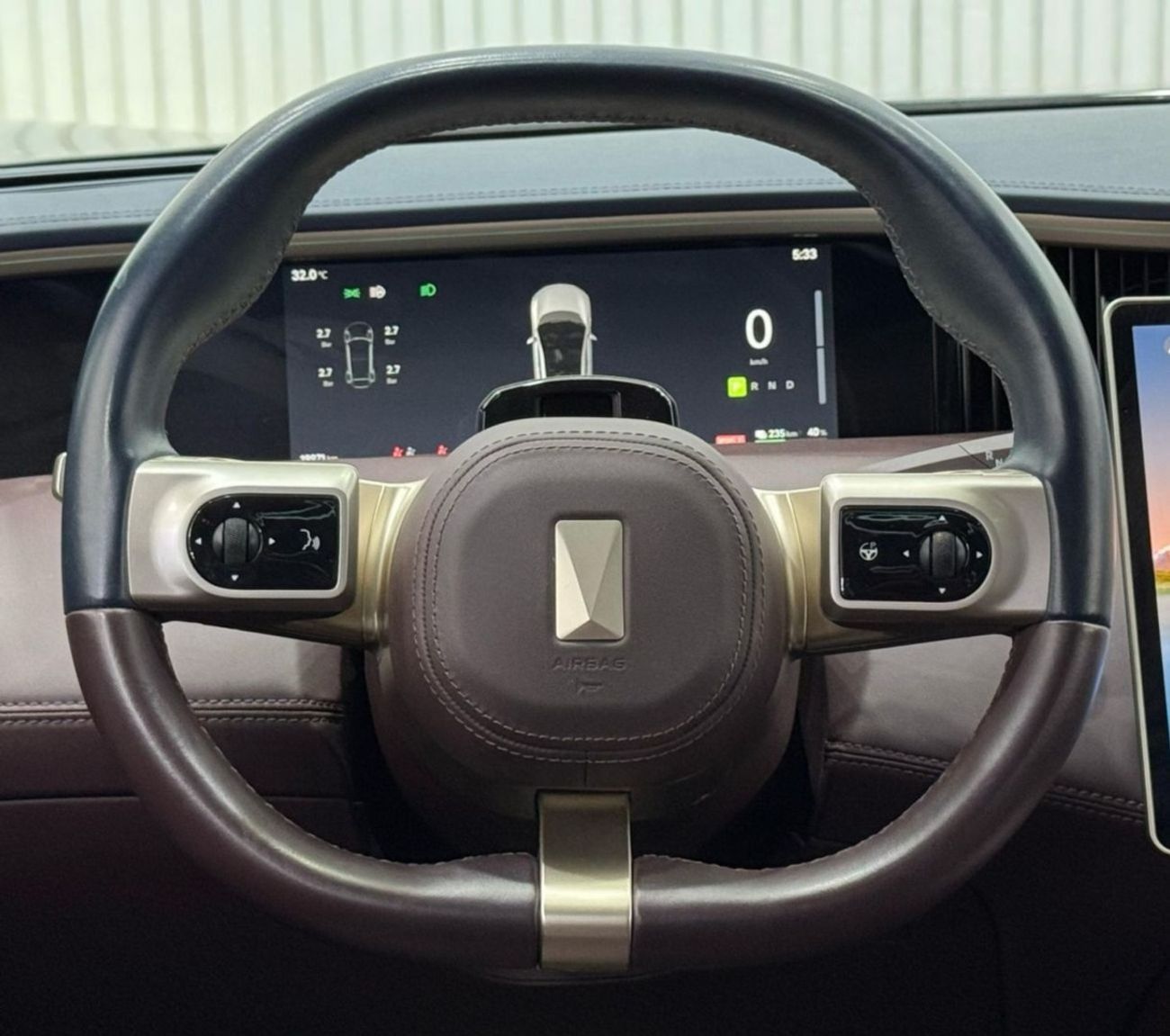 Avatr 11 Premium AWD 2023 AVATR 11 VIP 4 Seater, One Year Warranty, Full Service History