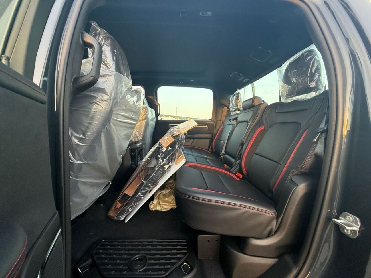 RAM 1500 EXPORT PRICE - RHO - Forged Blue (FULL OPTION)