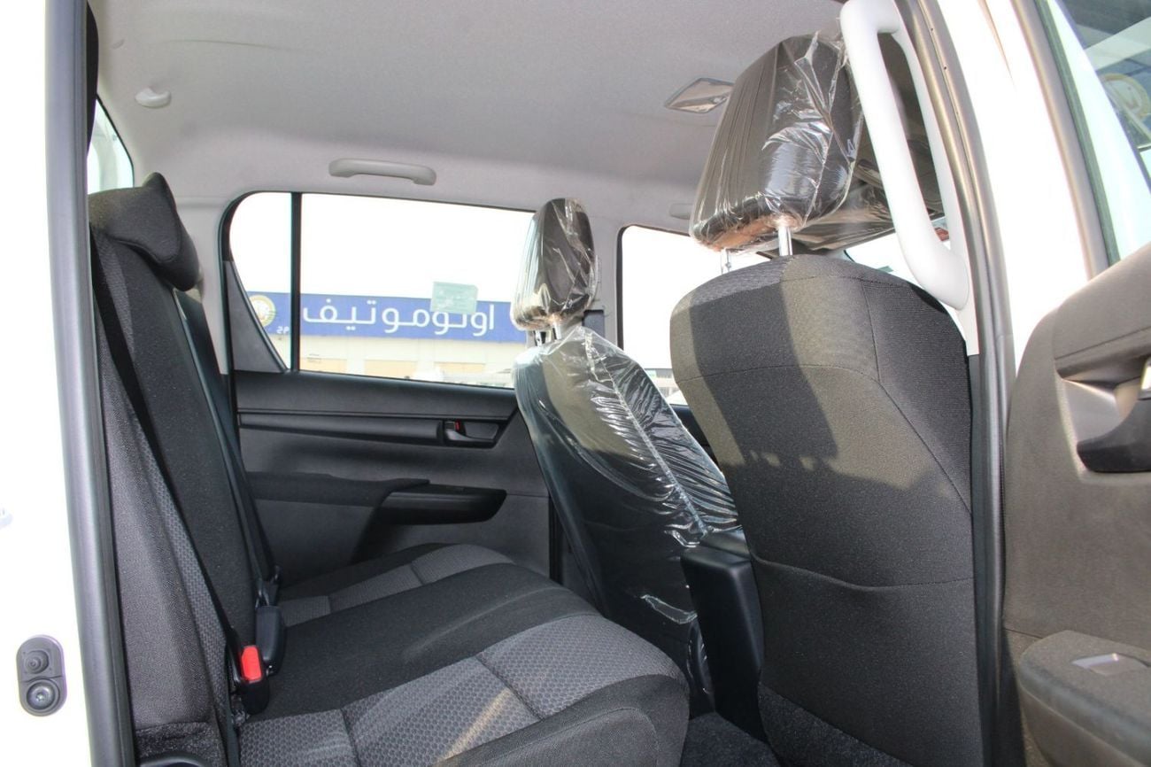 Toyota Hilux TOYOTA HILUX 2.7L PETROL DOUBLE CAB 4X4 COMFORT AUTO TOYOTA HILUX 2.7L PETROL DOUBLE CAB 4X4 AUTO