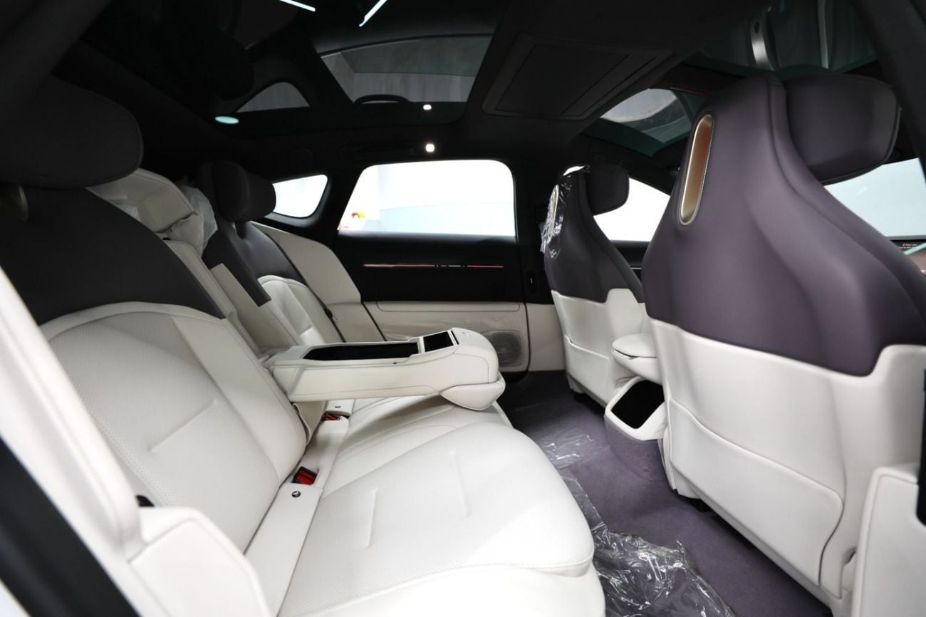 Avatr 12 Avatr 12 | Brand New | Hybrid Plug In | AED 3,775 monthly with 0% Downpayment | 5 Years Warranty | R