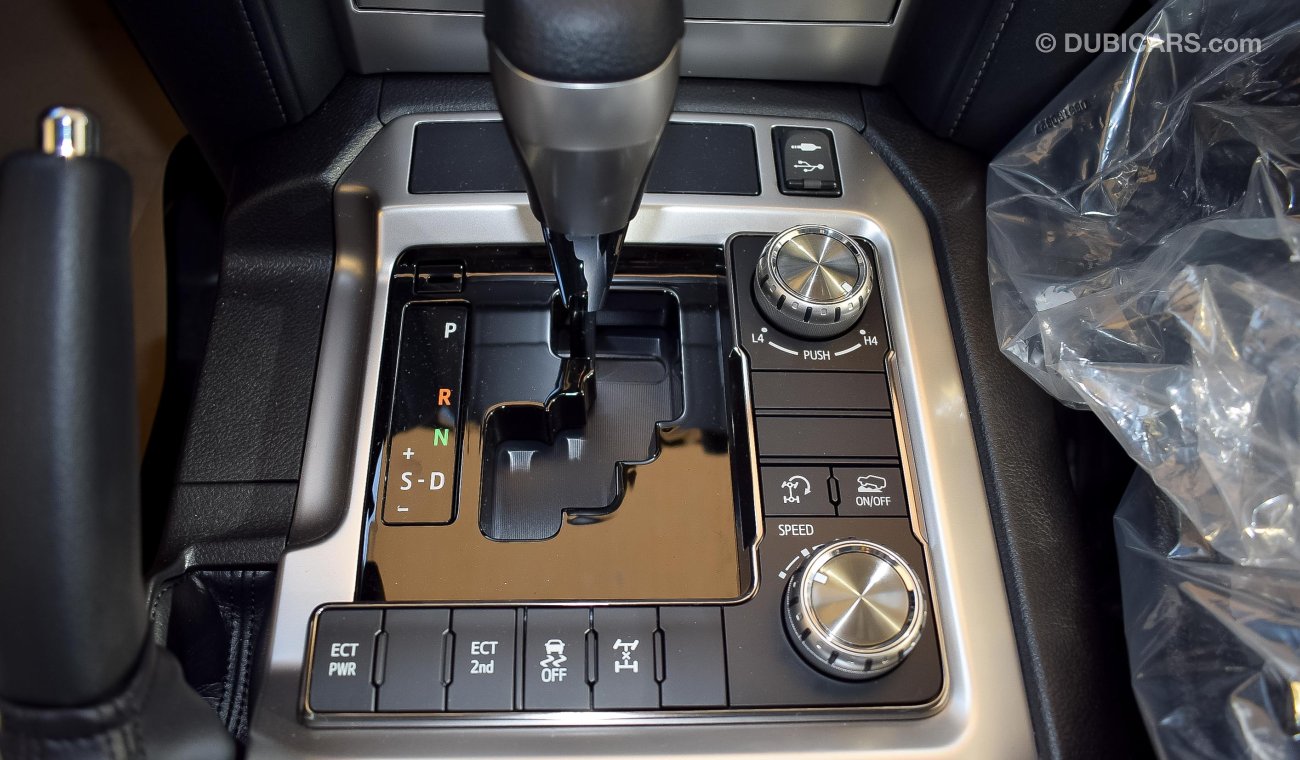 Toyota Land Cruiser GXR 4.6L  V8 PETROL