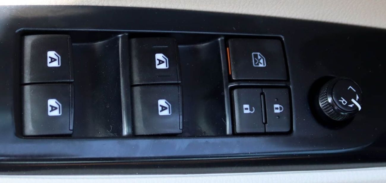 تويوتا كامري S 2.5L (181 HP) Toyota Camry 2020 GCC without accidents in excellent condition 1388 P.M