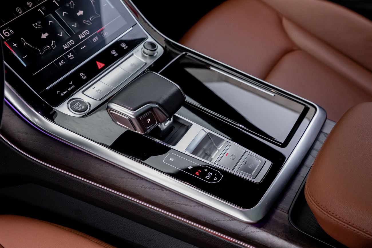 أودي Q8 Q8 55 TFSI Quattro | 3,917 P.M | 0% Downpayment | Recent Audi Service!