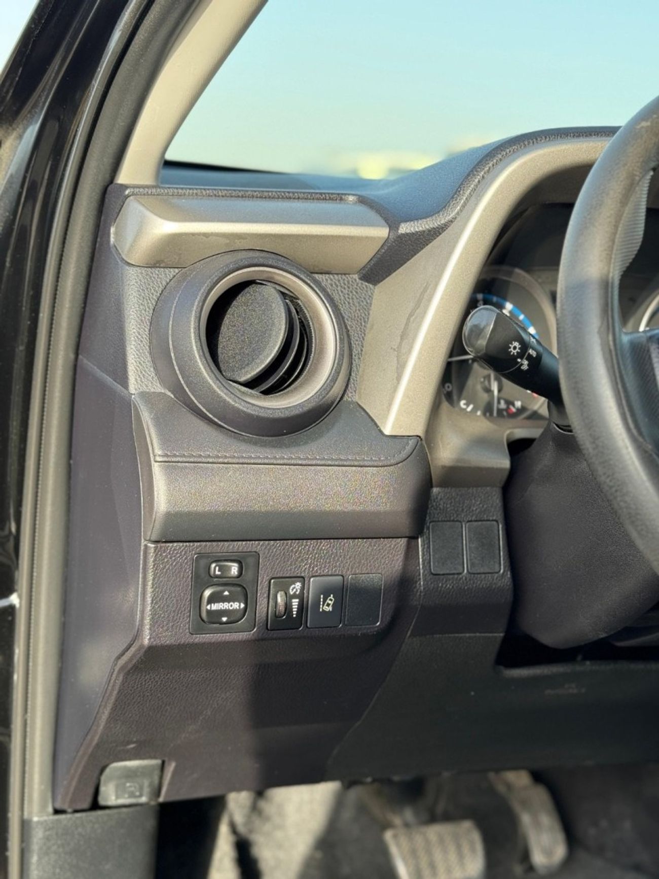 Toyota RAV4 TOYOTA RAV4