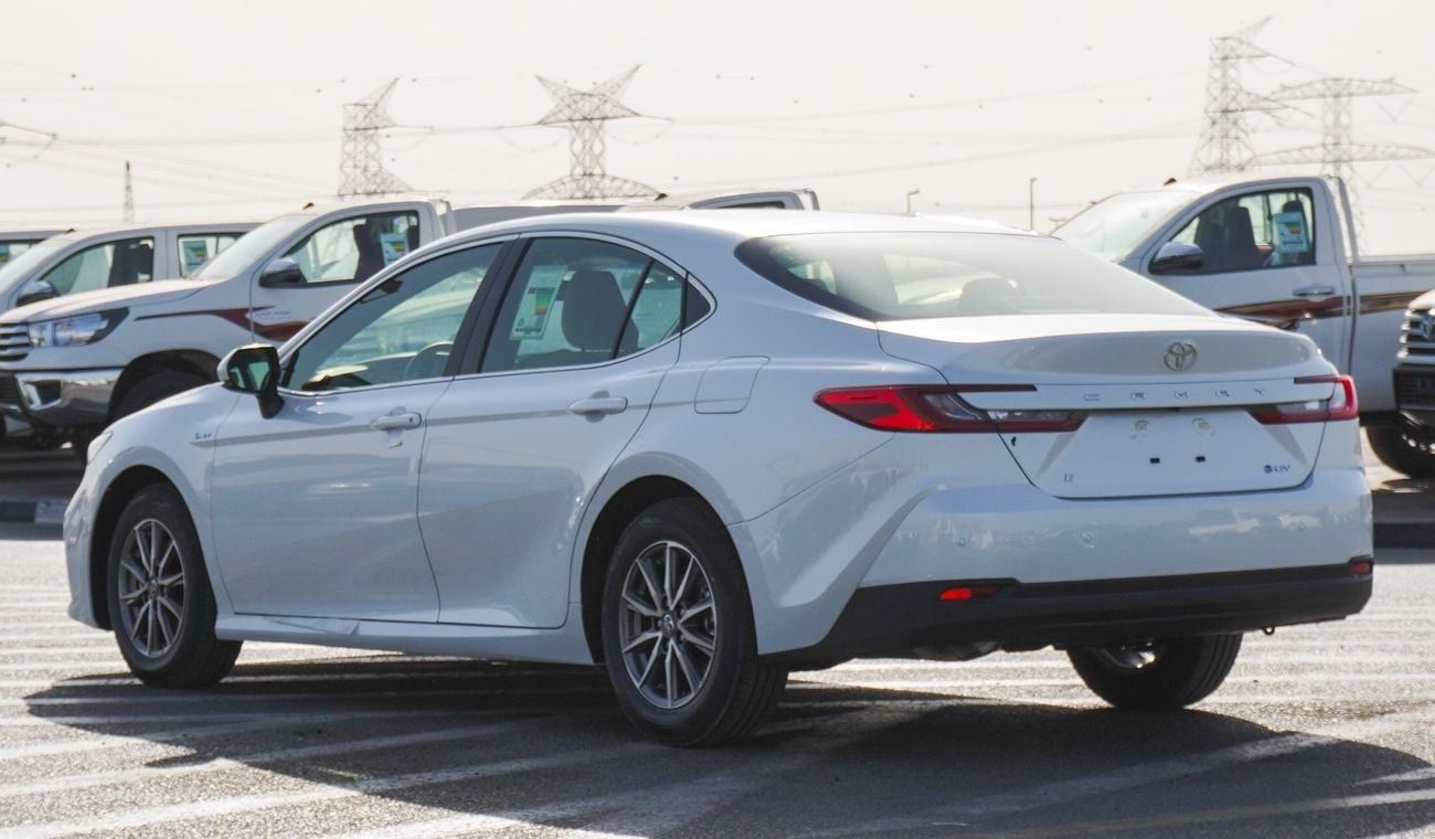 Toyota Camry E  HEV 2.5L Hybrid