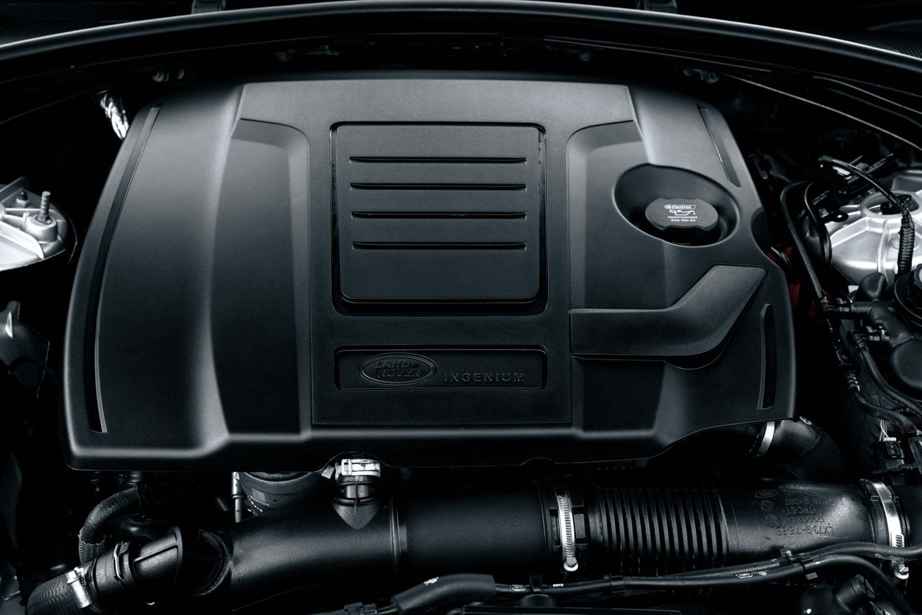 Land Rover Range Rover Velar Range Rover Velar SE R-Dynamic | 5,778 P.M | 0% Downpayment | Agency Warranty!