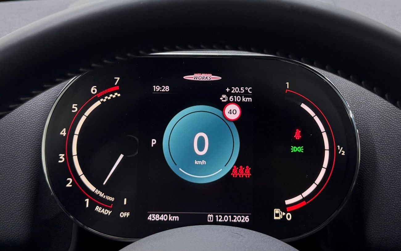 ميني جون كوبر كونتري مان GCC .. FSH .. Low Milegea .. Top Range