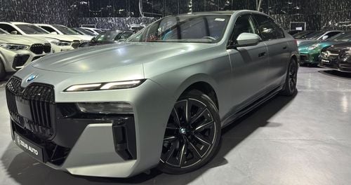 BMW i7 101.7 kWh xDrive60 2022 BMW i7, Warranty, Carbon Fiber Package, Fully Loaded, Very Low Kms, 536HP