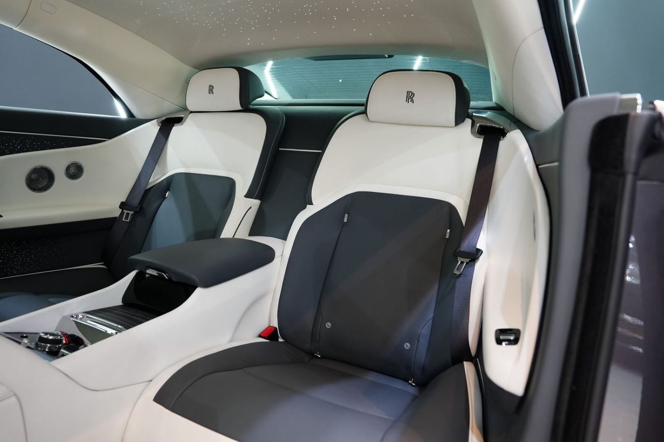 Rolls Royce Spectre Standard Two-Tone, Bespoke Audio, Starlight, Illuminated Fascia, Dealer Warr + Serv!!