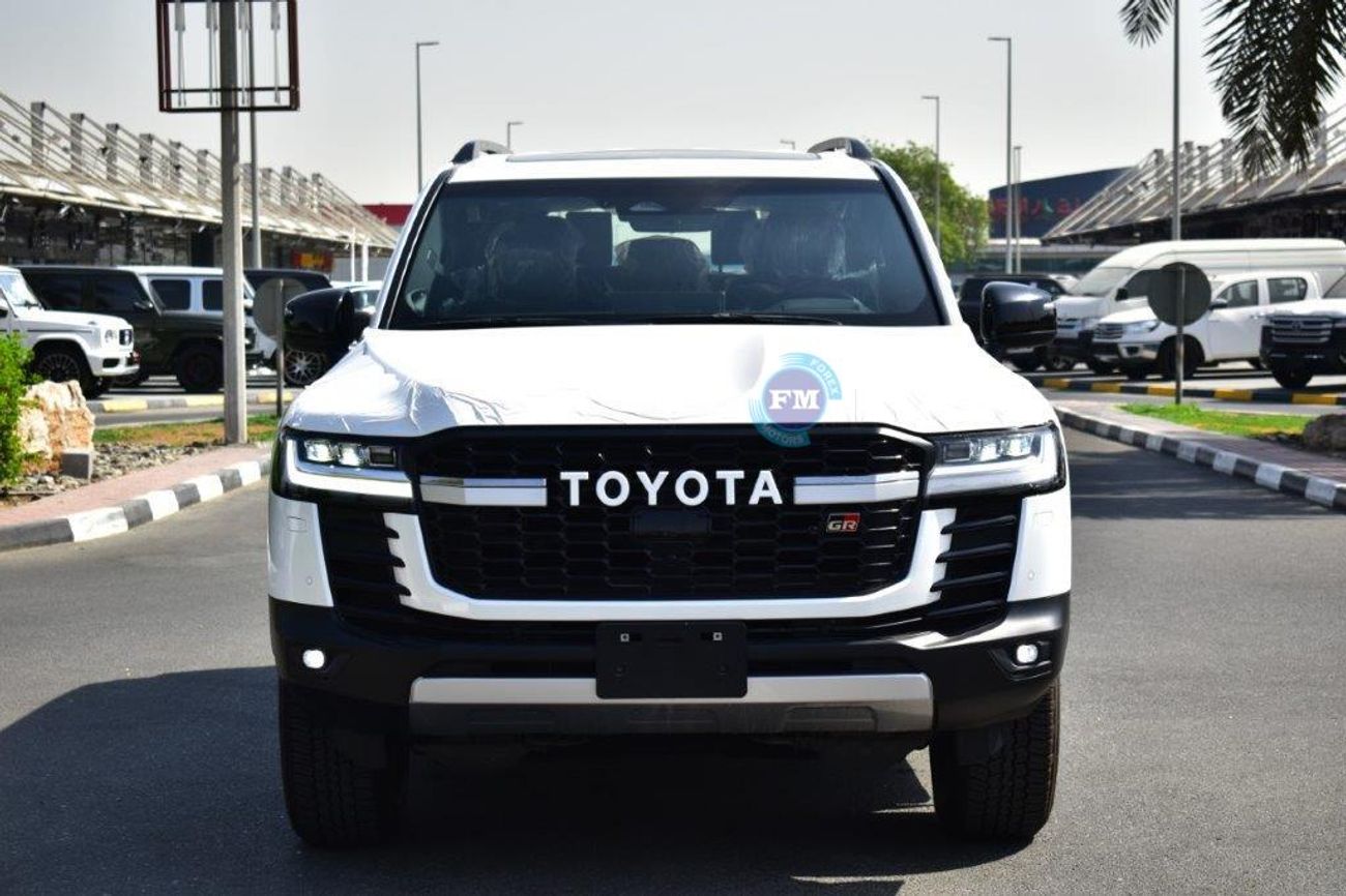 تويوتا لاند كروزر 300 GR Sport V6 3.3L Diesel Automatic