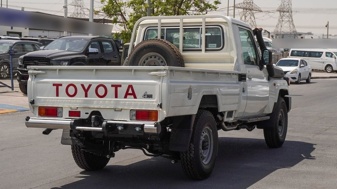 تويوتا لاند كروزر بيك آب TOYOTA LC79 PICKUP S/C , 2.8L Diesel A/T , Difflock , MY25