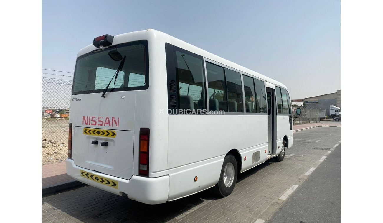 نيسان سيفيليان نيسان باص سيفيليان 30 راكب محرك ديزل موديل 2016