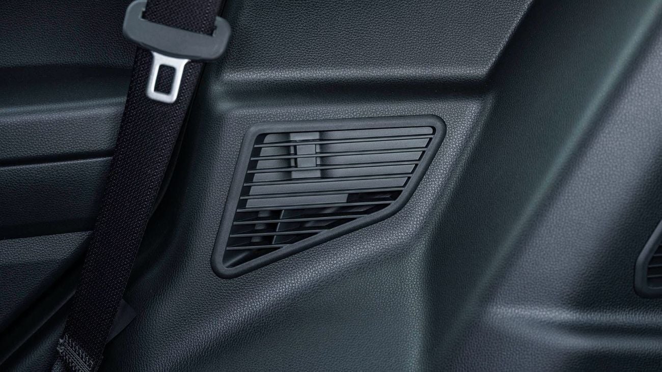 تويوتا برادو 2024 Toyota Prado DSL Basic 2.8L Diesel AT