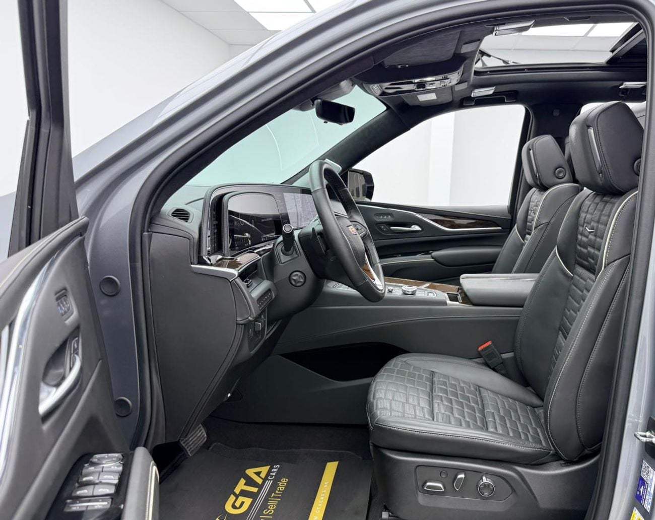 Cadillac Escalade 2024 Cadillac Escalade Sport, 5 Years Cadillac Warranty + Service Pack, Very Low Km, GCC