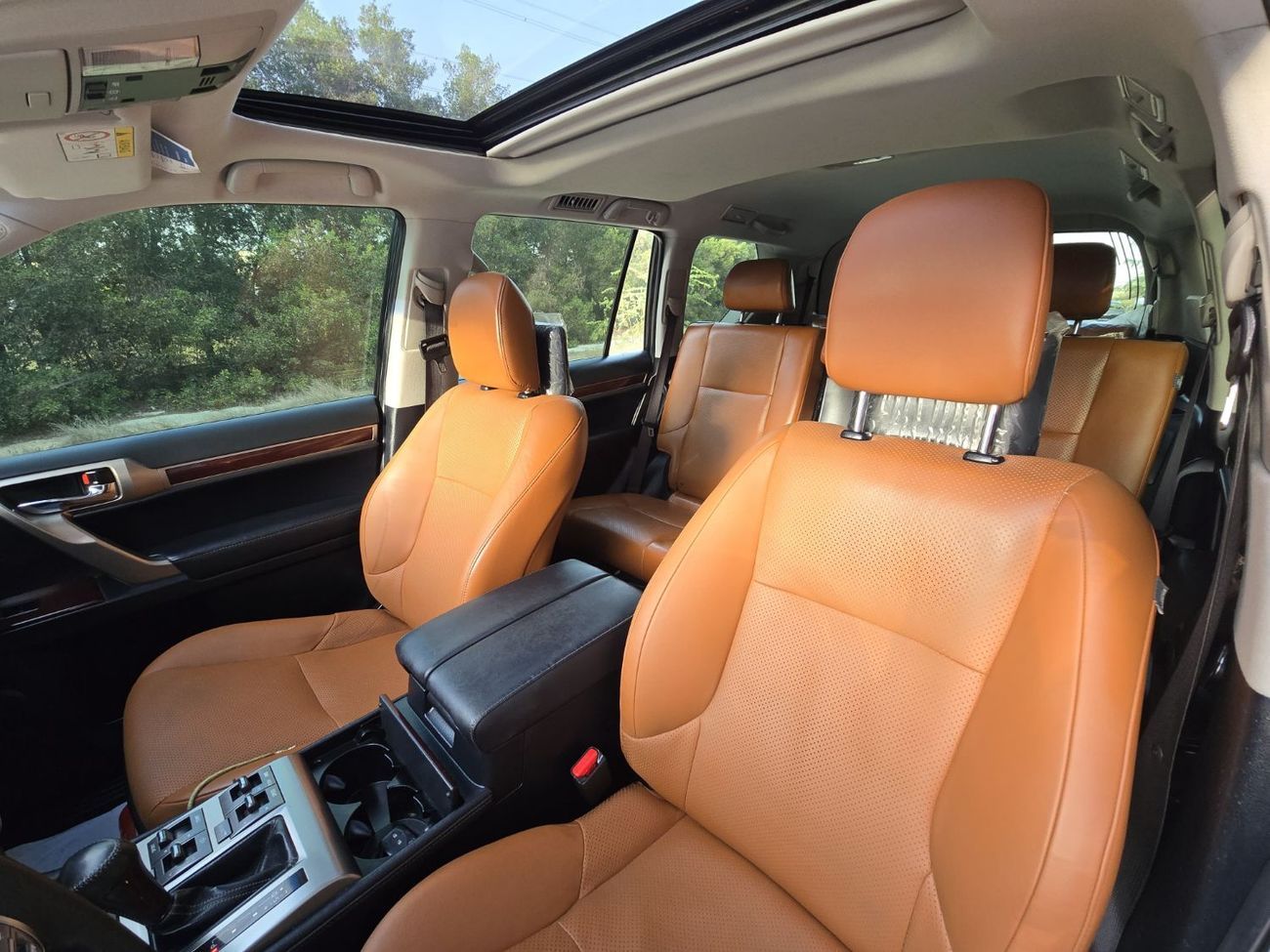 Lexus GX460 Platinum 4.6L LEXUS GX-460 GCC 2017 ORGINAL PAINT // V8 // FULL OPITION // PERFECT CONDITION