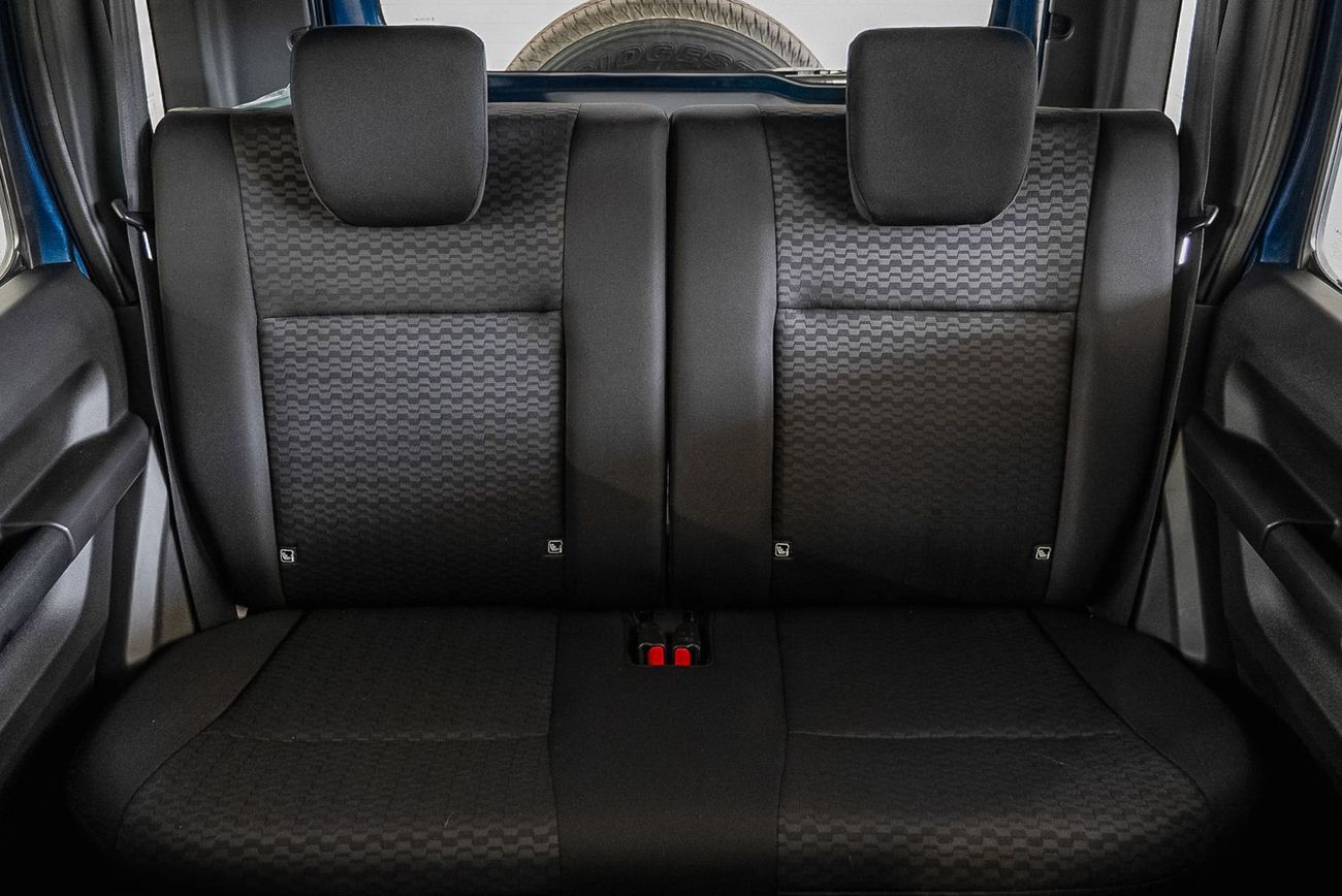 سوزوكي جيمني GLX 1.5L (5-Doors)