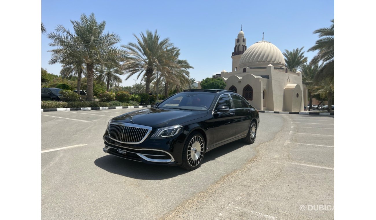 مرسيدس بنز S 550 السيارة بحالة الوكالة