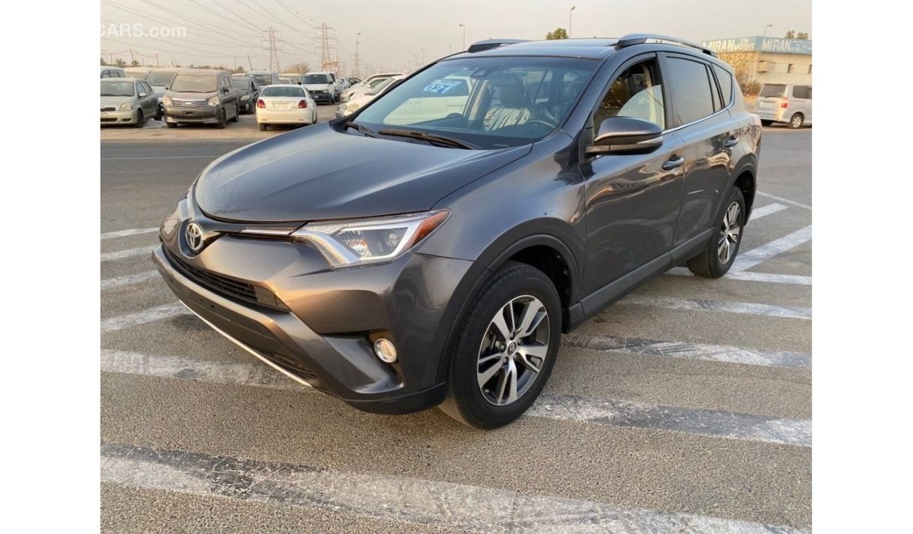 Toyota RAV4 2018 TOYOTA RAV 4 XLE / FULL OPTION