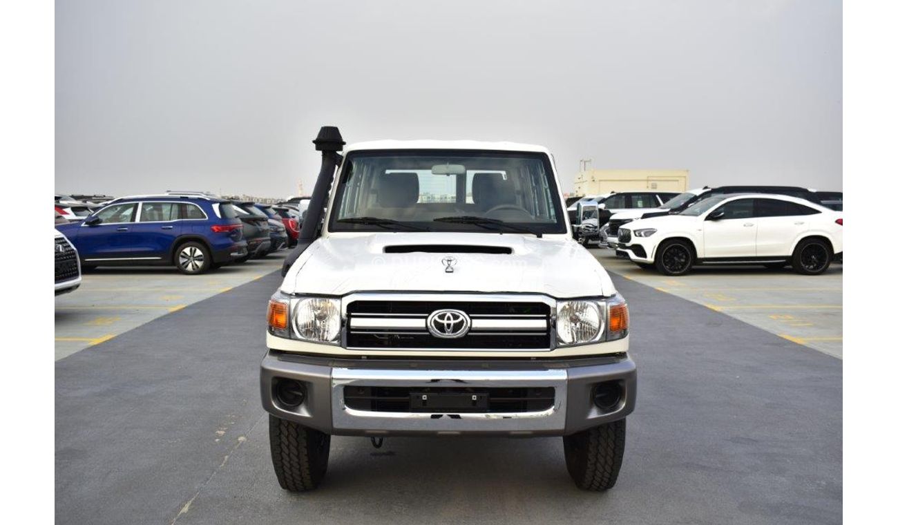 Toyota Land Cruiser 70 76  LX V8 4.5L Turbo Diesel 4WD 6 Seat Manual Transmission