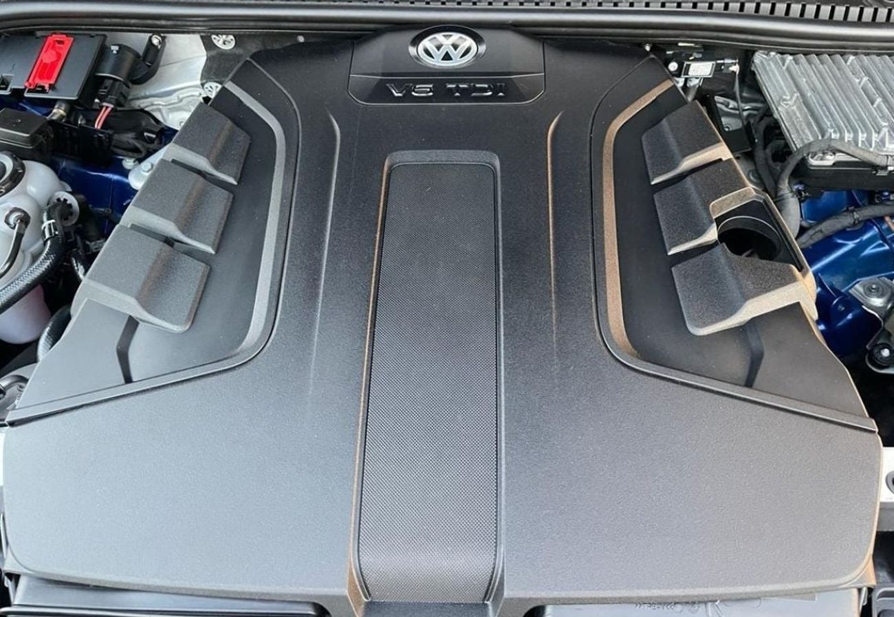 فولكس واجن طوارق Right-Hand drive V6 diesel Auto