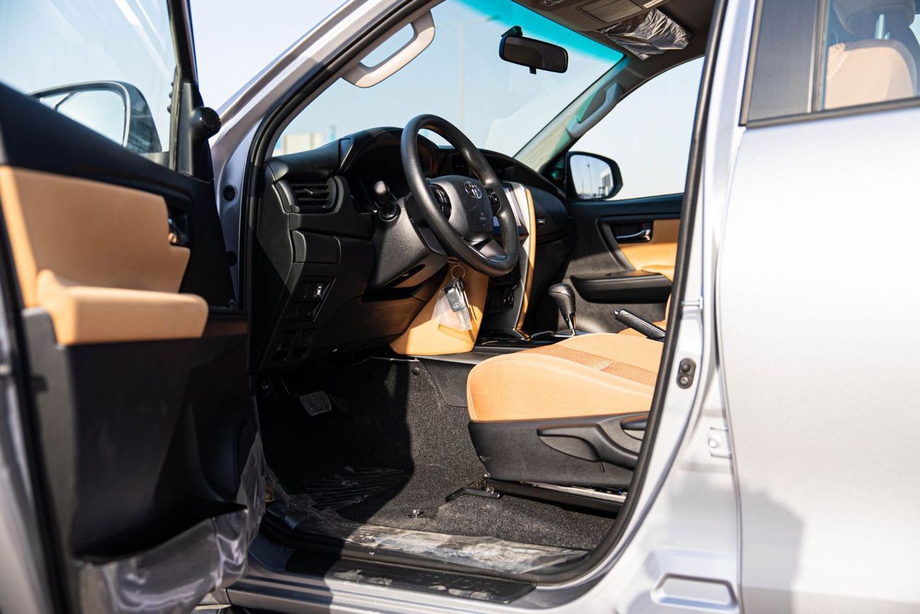 Toyota Fortuner 2.7 - Silver Metallic Inside Chamois | Export Only