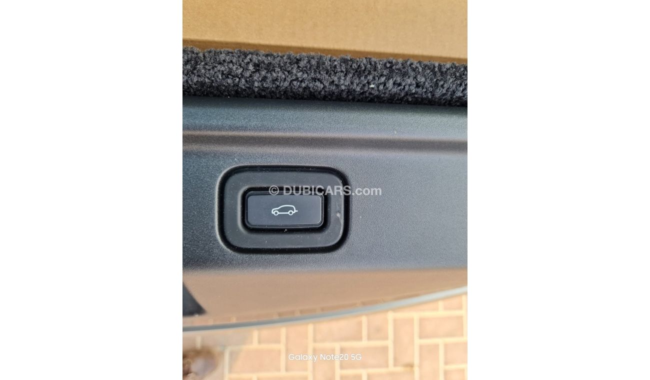 Land Rover Range Rover 2023 MODEL RANGE ROVER VOGUE 4.4L SE