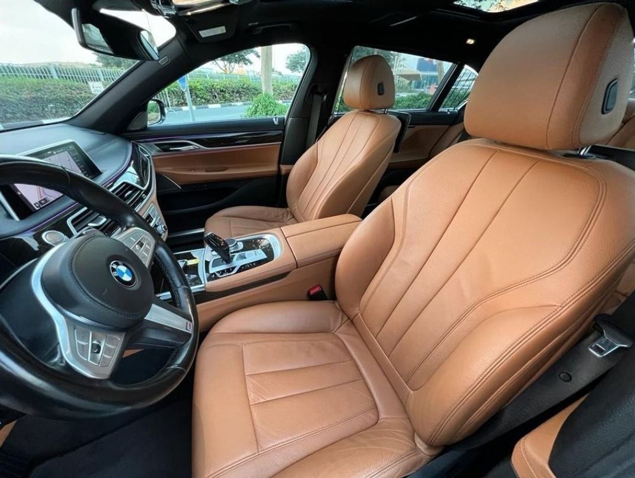 BMW 730Li Pure Excellence BMW 730Li GCC 2022 UNDER WARRANTY AND SERVICE CONTRACT ORIGINAL PAIN