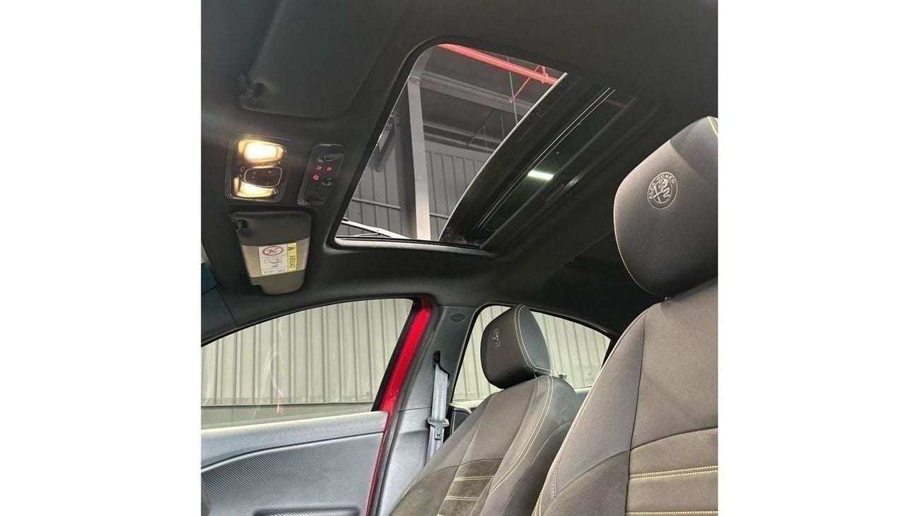 ألفا روميو جوليتا AED 1,339pm • 0% Downpayment • Veloce • Agency Warranty and Service 2025