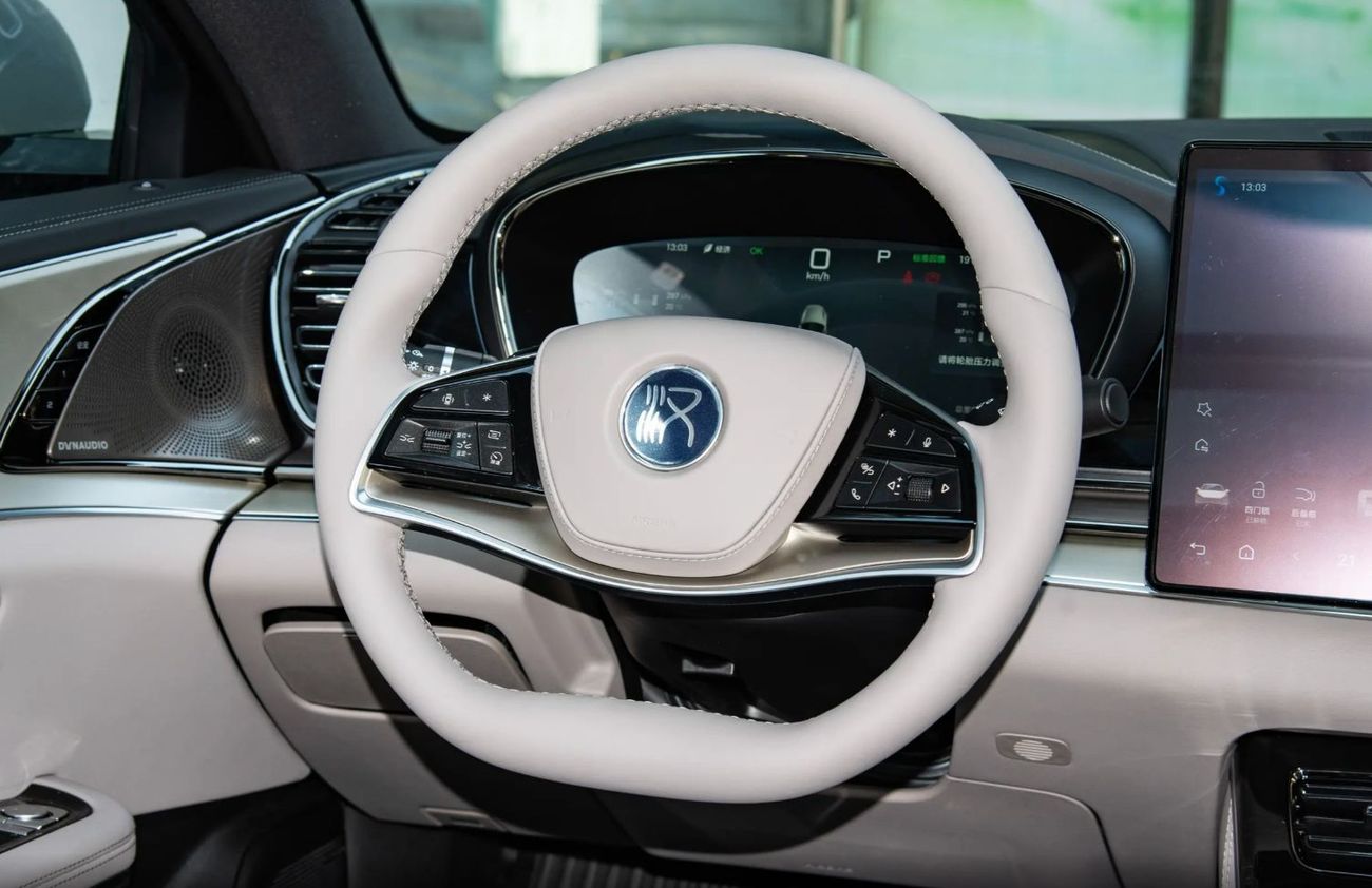 بي واي دي هان EV 605KM Smart Driving Edition Deluxe Model