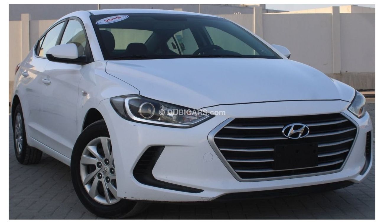 Hyundai Elantra GL Hyundai Elantra 2018 GCC in excellent condition without accidents