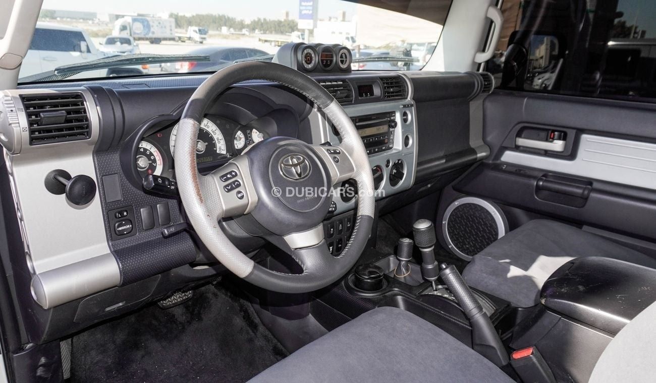 تويوتا إف جي كروزر