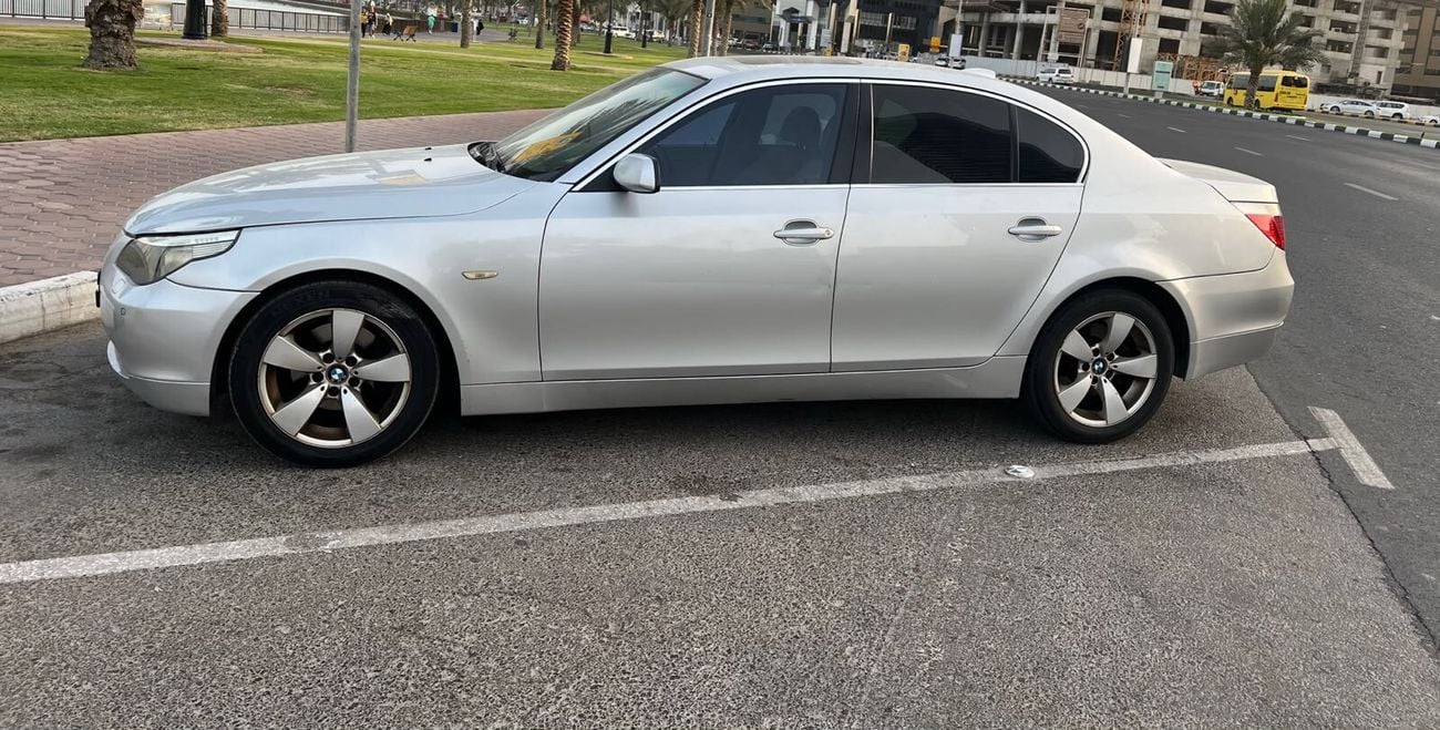 بي أم دبليو 523i EXECUTIVE