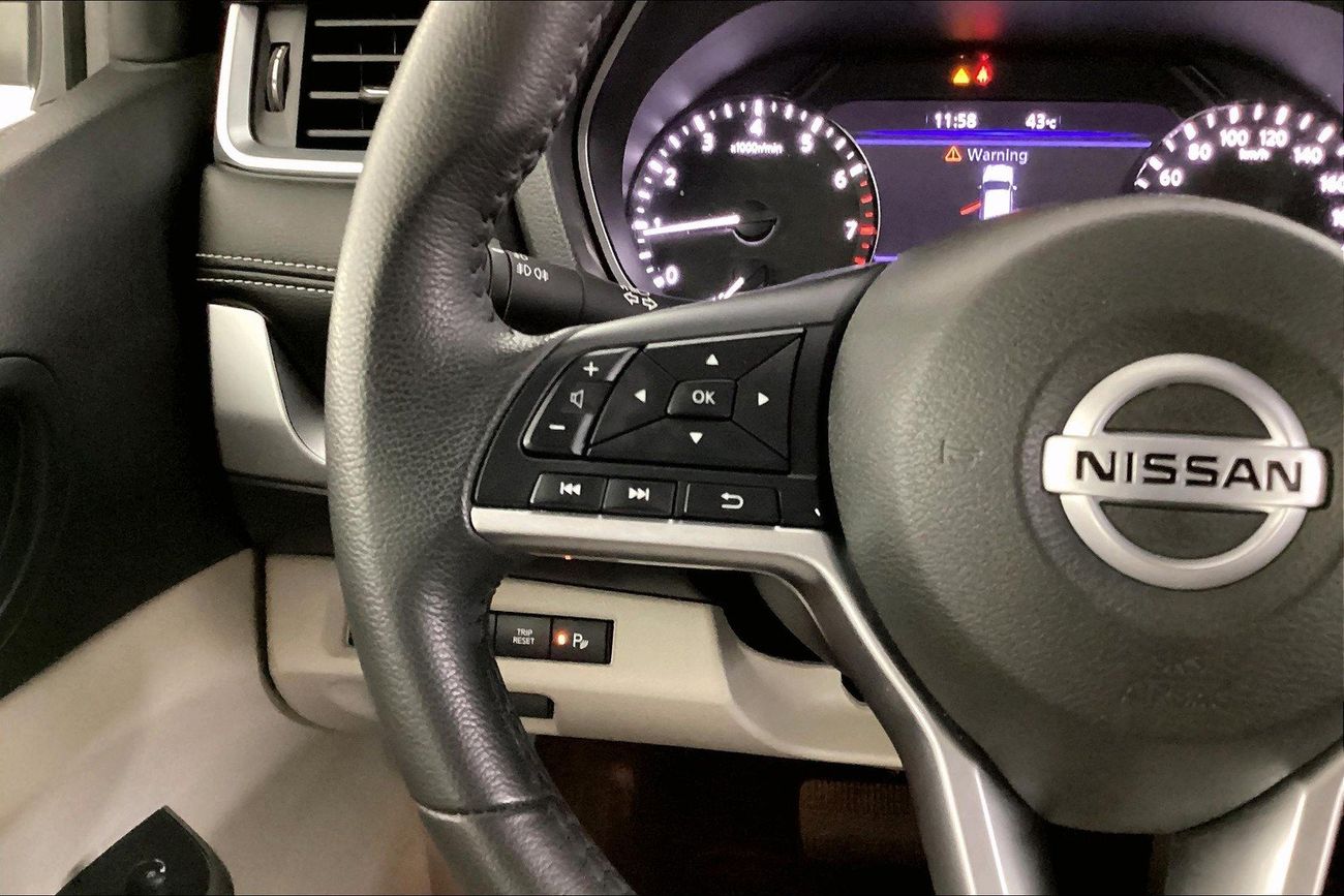 Nissan XTerra Platinum | Guaranteed Warranty | 0 Down Payment