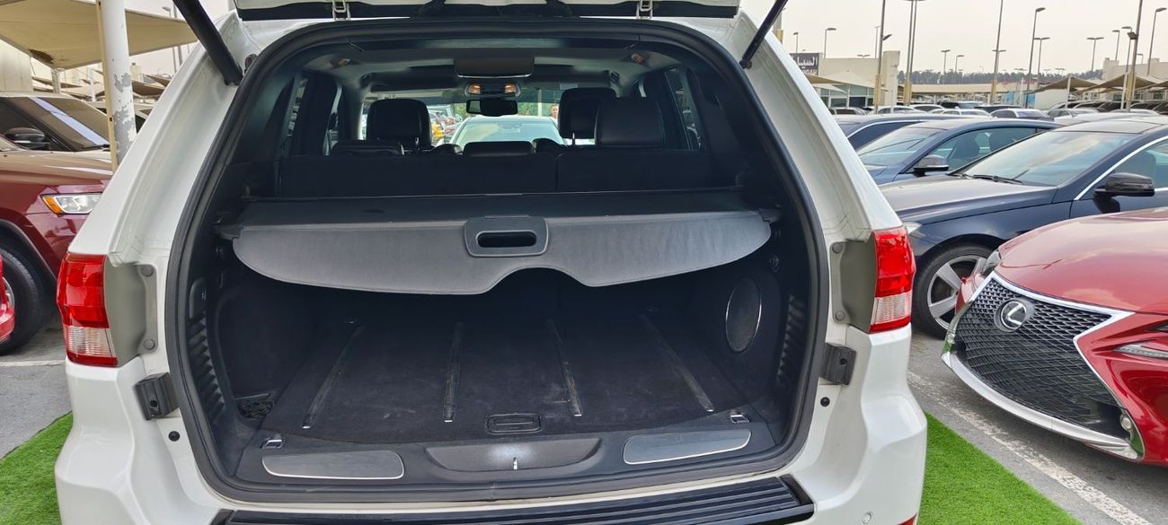 Jeep Grand Cherokee SRT8 6.4L