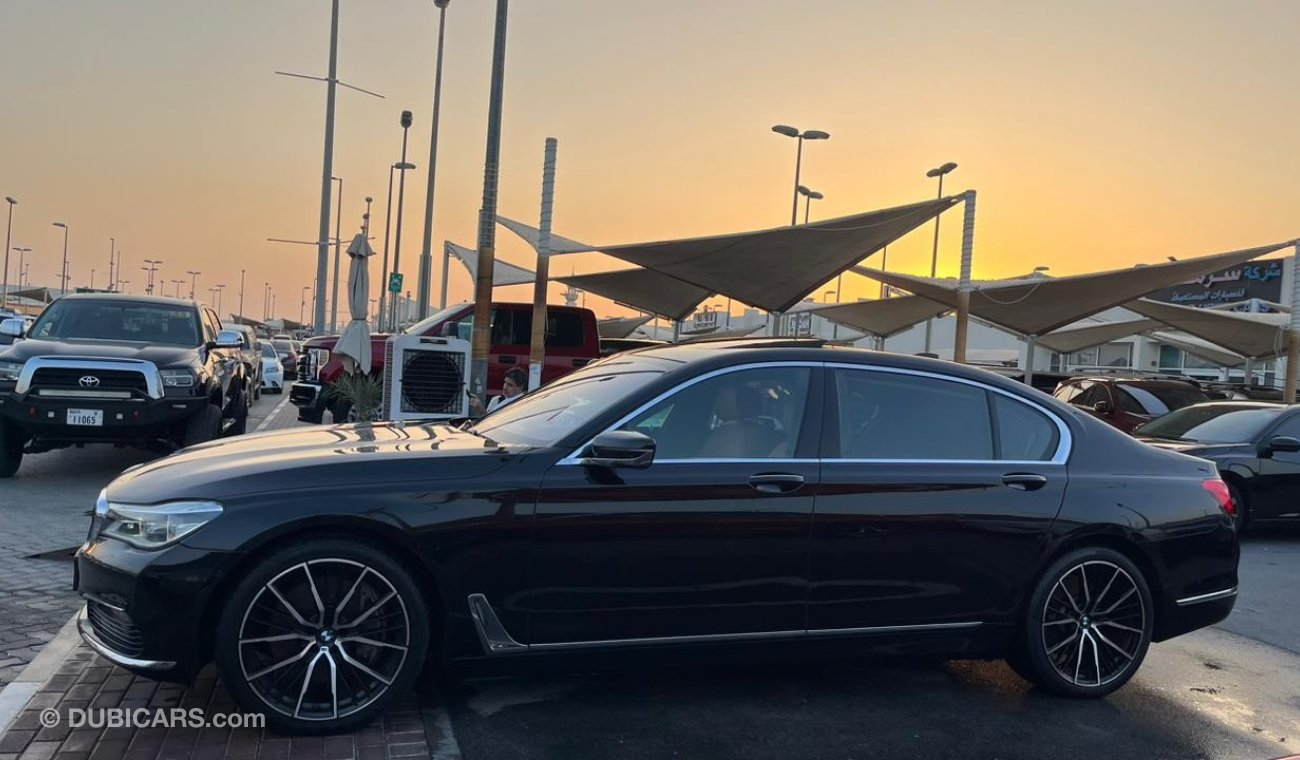 BMW 750Li Full options GCC X drive Dynamic