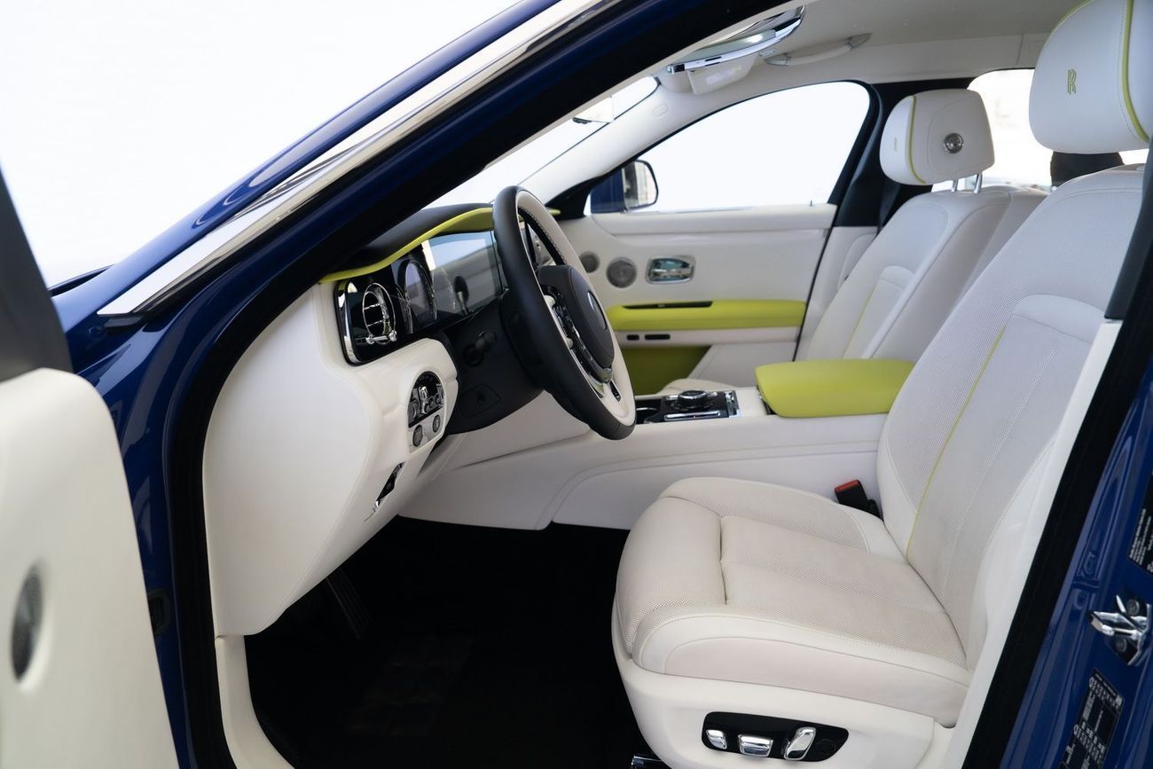 Rolls-Royce Ghost 6.75T Short Wheelbase