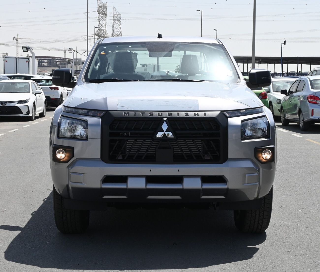 Mitsubishi L200 GLX Triton/ 2.4L Petrol 5M/T, Double Cabin / 2024MY, Different Colors Available QUANTITY.