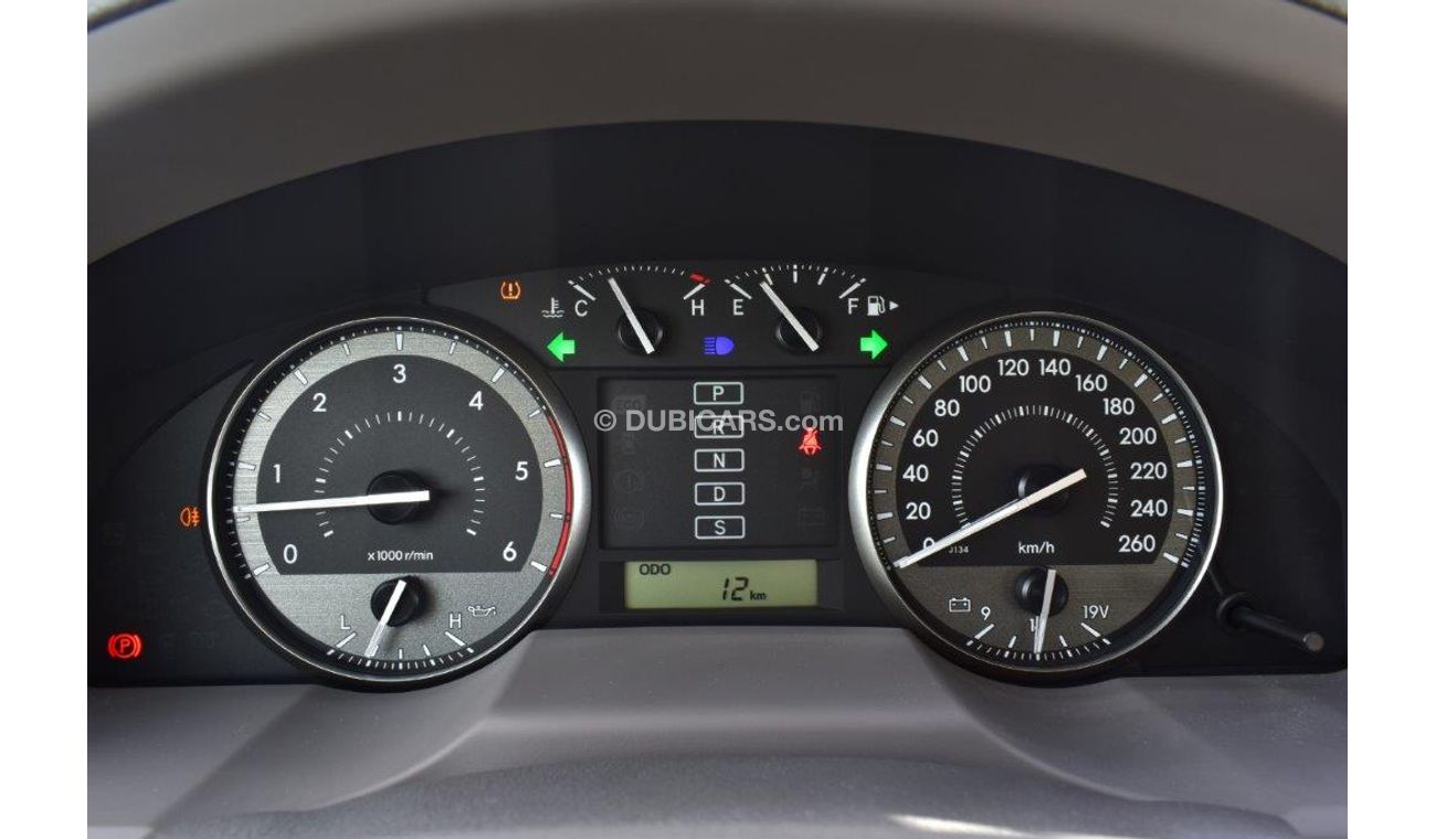 Toyota Land Cruiser 200 GXR V8 4.5L Diesel Automatic