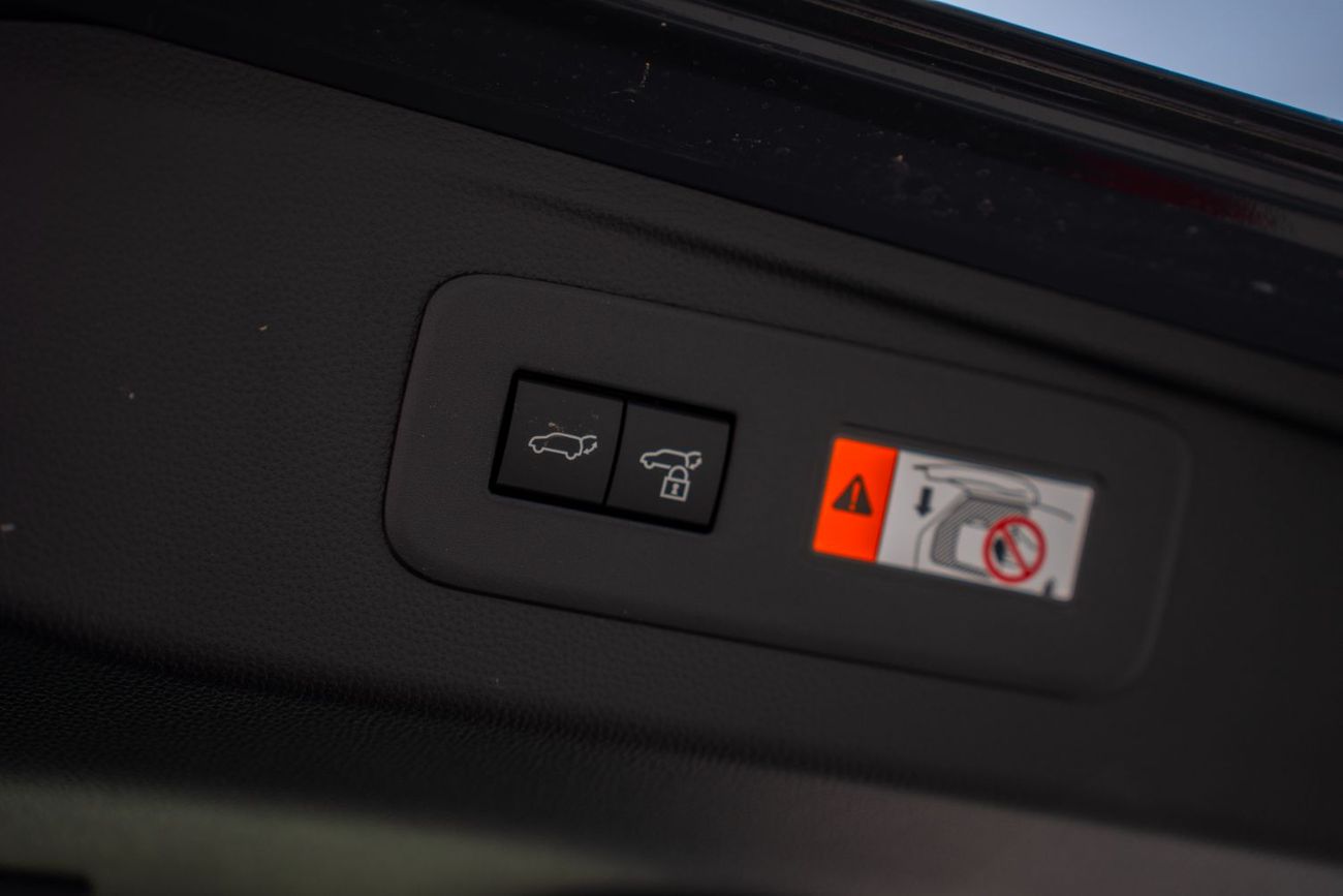 تويوتا برادو Toyota Prado 2025 2.4L Petrol 7 Seats